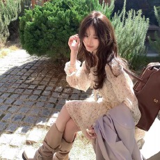 批发MIAOLAB『紫藤花恋』媌老板 碎花雪纺飘带V领收腰长袖蛋糕<b class='q'>连衣裙</b>