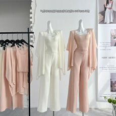 批发famouswang<b class='q'>春</b>季新款气质姐姐披肩天丝舒适裸肤感针织开衫三件套