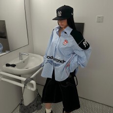 批发韩好甜WARDEN EDGE线条玩家 蓝色印花条纹衬衫外套女<b class='q'>宽松</b>长袖上衣
