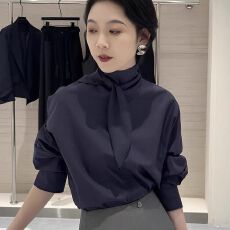 批发新款蓝色半高领<b class='q'>长袖</b><b class='q'>衬衫</b>早秋职场通勒穿搭炸街时尚高级气质<b class='q'>衬衫</b>