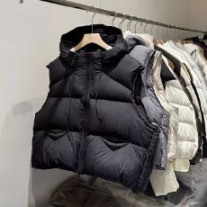 批发秋冬新款大码羽绒服棉棉<b class='q'>马甲</b>女连帽宽松显瘦短款时尚外套<b class='q'>马甲</b>