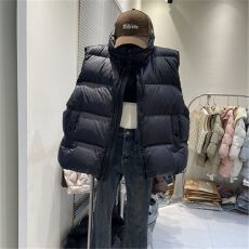 批发韩版羽绒服马甲2025秋冬新款加厚保暖时尚坎肩减龄保暖外套马甲