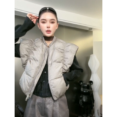 批发秋冬新款飞飞袖羽绒服马甲2025时尚新款减龄保暖气质百搭短款马甲