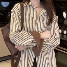 批发早春拉美德时尚百搭宽松显瘦条纹气质显瘦长袖衬衫