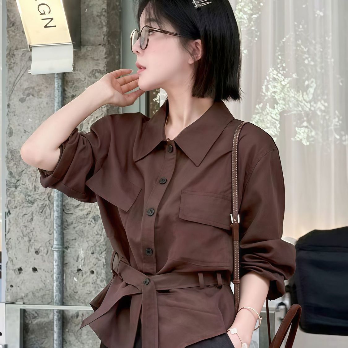 프랑스식 패션 품격 허리 수축 플러스 벨트 Chic 긴팔 셔츠 가을 겨울 새로운 합격 르 폴로 칼라 셔츠