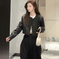 批发韩国气质新款高端皮衣<b class='q'>春</b>秋新款时尚短款皮衣外套