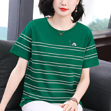 批发2026年春季新款<b class='q'>妈妈装</b>短袖T恤撞色圆领刺绣设计宽松显瘦拼接女装