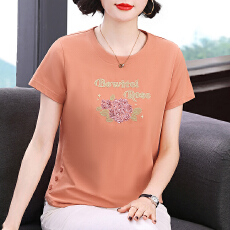 批发皮粉色刺绣妈妈装<b class='q'>短</b>袖女T恤简约圆领亮片设计宽松显瘦拼接上衣女