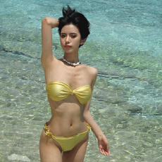 批发CiCi泳装三亚网红金色缎面抹胸三点式比基尼荷叶边分体辣妹泳衣女