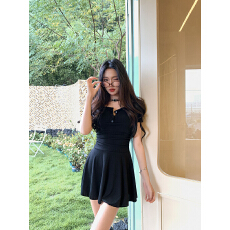 批发性感黑色泳衣V领连体泳衣女收腰显瘦度假泳衣辣妹泳衣女温泉泳衣
