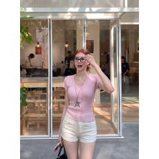 批发冰丝洗水小众粉色V领短袖针织上衣女夏新款<b class='q'>镂空</b>纯欲修身收腰T恤