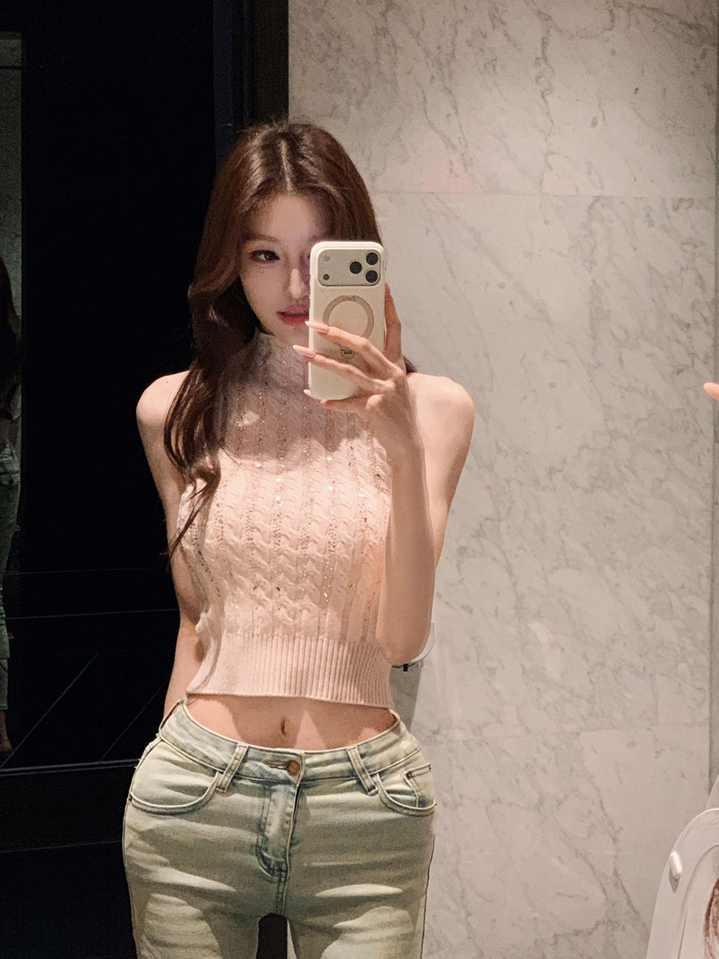 패키지 코어 실 패션 캐주얼 핑크색 꽈배기 아름다움 뒤로 터틀넥 니트 조끼 여성 몸매 가꾸기 섹시함 쇼트 스타일 맨위
