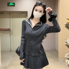 批发设计感纯欲气质修身显瘦半开领蕾丝边纽扣针织<b class='q'>上衣</b>秋冬<b class='q'>打底</b>毛衣女