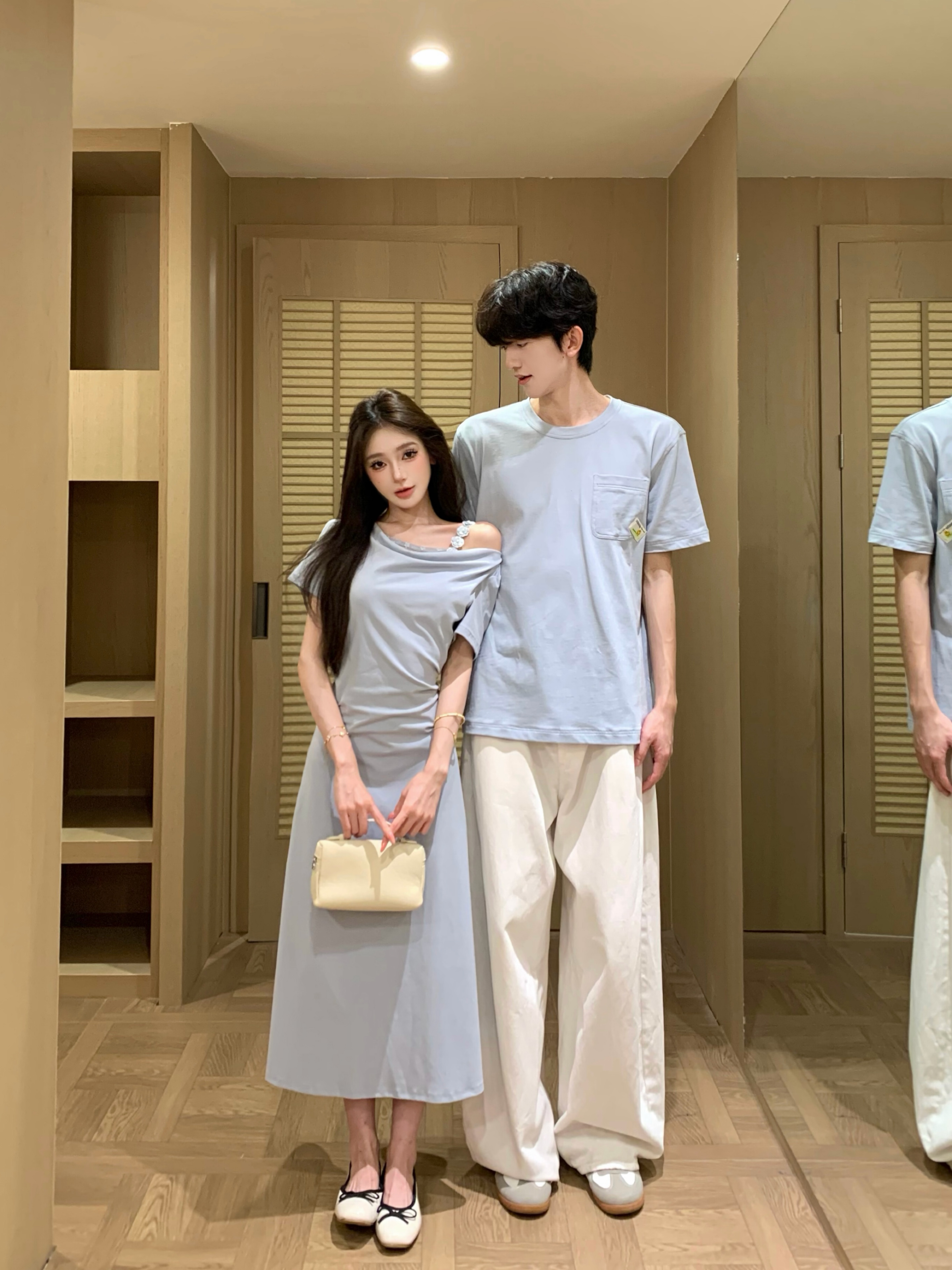 커플룩 여름 드레스 새로운 비스듬한 어깨 드레스 여자 티셔츠 하나 치마 하나 의류