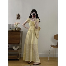 批发大码女装设计感花边短袖袖<b class='q'>连衣裙</b>胖mm夏季新款收腰遮肚显瘦长裙子