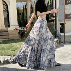 批发实拍2026春夏褶皱复古水墨画<b class='q'>雪纺</b>碎花长裙高腰油画感度假风长裙