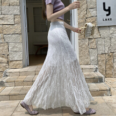 批发实拍2026春夏新款楼兰优雅<b class='q'>长裙</b>气质高级感白色蕾丝修身<b class='q'>包臀</b>鱼尾裙