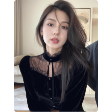 批发黑色蕾丝拼接丝绒上衣<b class='q'>女装</b>2025冬季轻熟气质名媛独特漂亮叠穿<b class='q'>衬衣</b>