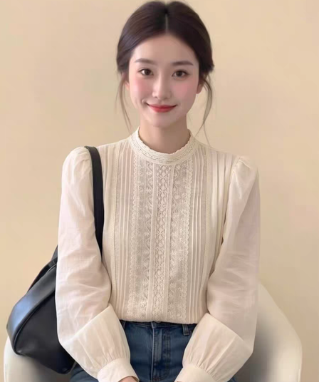 프랑스식 베이지 색 라운드 넥 레이스 자수 긴팔 셔츠 봄 드레스 여성 2026 년 새로운 빛 럭셔리 고급 센스 맨위