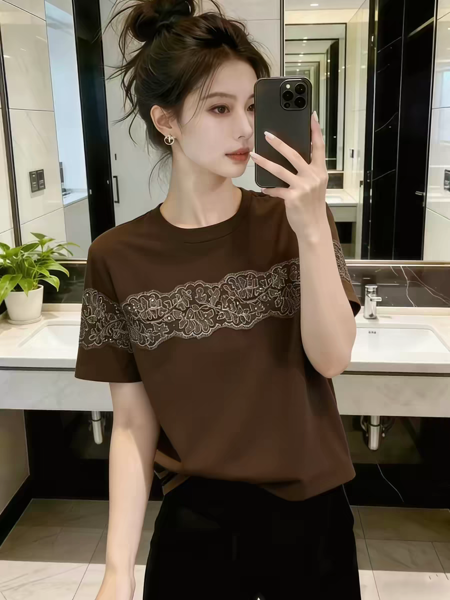 한 부서 레이스 라운드 넥 반팔 티셔츠 여성 2026 새로운 여름 패션 외국 가스 슈퍼 잘 생긴 아름다운 고유 한 맨위