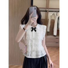 批发白色法式蕾丝拼接蝴蝶结衬衫女装夏季新款小众别致小飞袖<b class='q'>大码</b>上衣