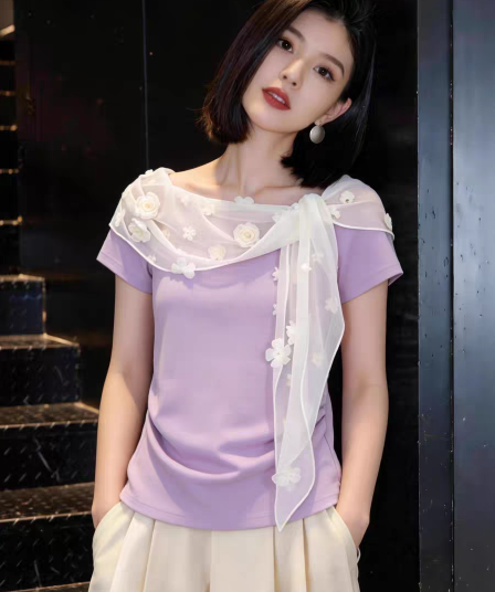 부드러운 한 부서 바람 레이스 조각 2026 여름 새로운 반팔 여성 셔츠 보라색 오프숄더 몸매 가꾸기 슬림해 보이는 연령 감소