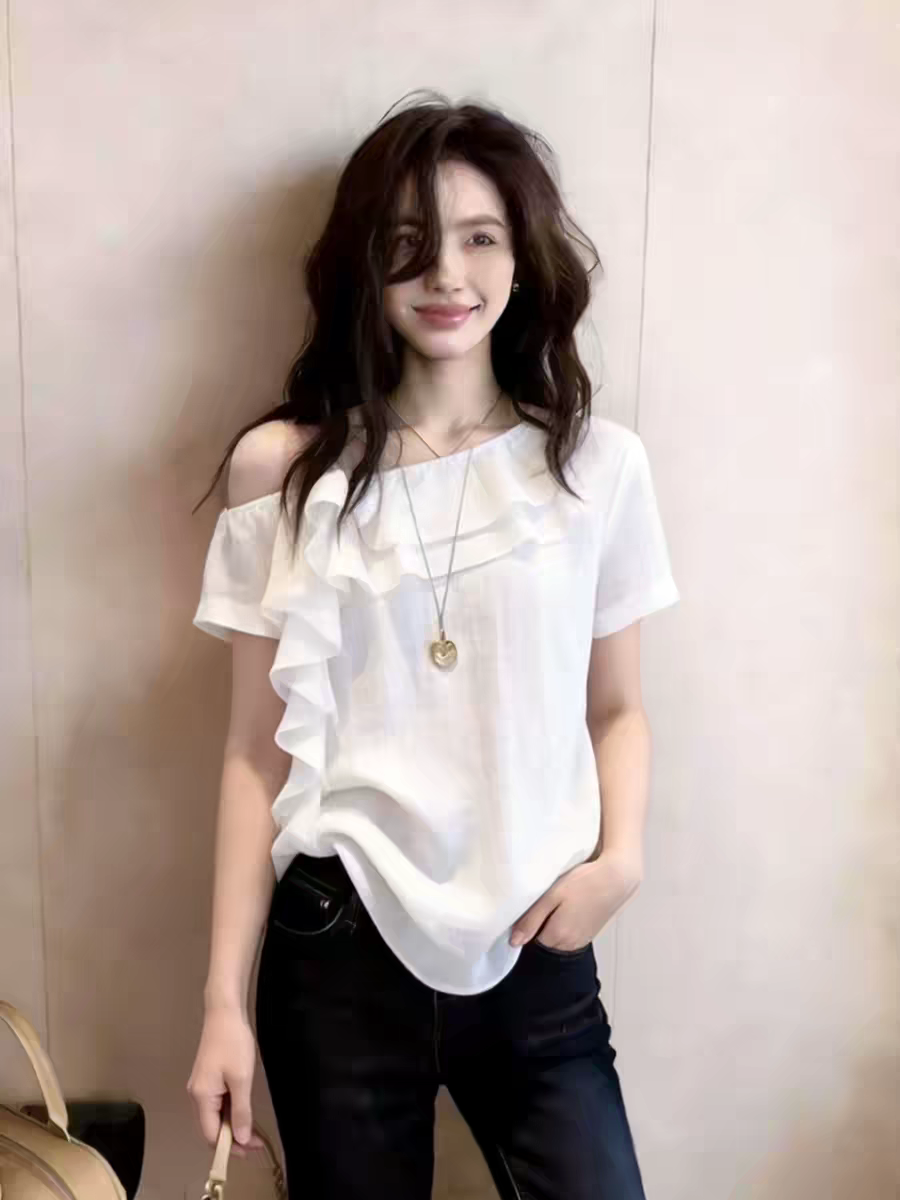 외국 가스 연령 감소 프랑스식 비스듬한 어깨 프릴 맨위 여성 화이트 슬림해 보이는 표지 배 슈퍼 잘 생긴 패션 2026 년 새로운