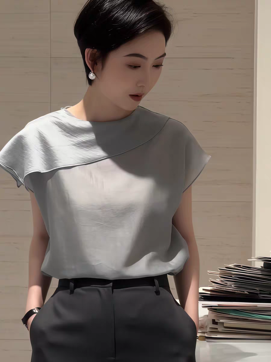 프랑스식 고급 센스 비대칭 칼라 반팔 여성 셔츠 2026 년 여름 슈퍼 잘 생긴 루즈핏 외국 가스 슬림해 보이는 셔츠