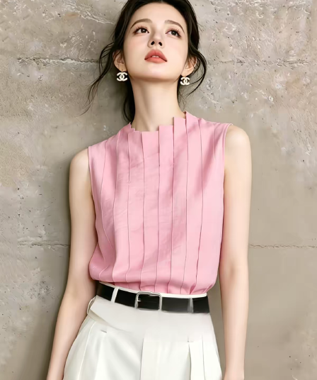 자이언트 잘 생긴 고유 한 아름다운 밝은 맨위 외국 가스 연령 감소 장기 Pleat 디자인 센스 핑크색 스탠드 칼라 민소매 셔츠 여름