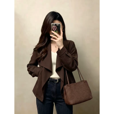 批发巨好看复古咖色短款风衣外套女秋季新款小个子老钱风穿搭气质上衣