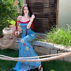 批发原创印花拼接撞色复古油画感漏肩设计<b class='q'>拼色</b><b class='q'>连衣裙</b>气质修身长裙