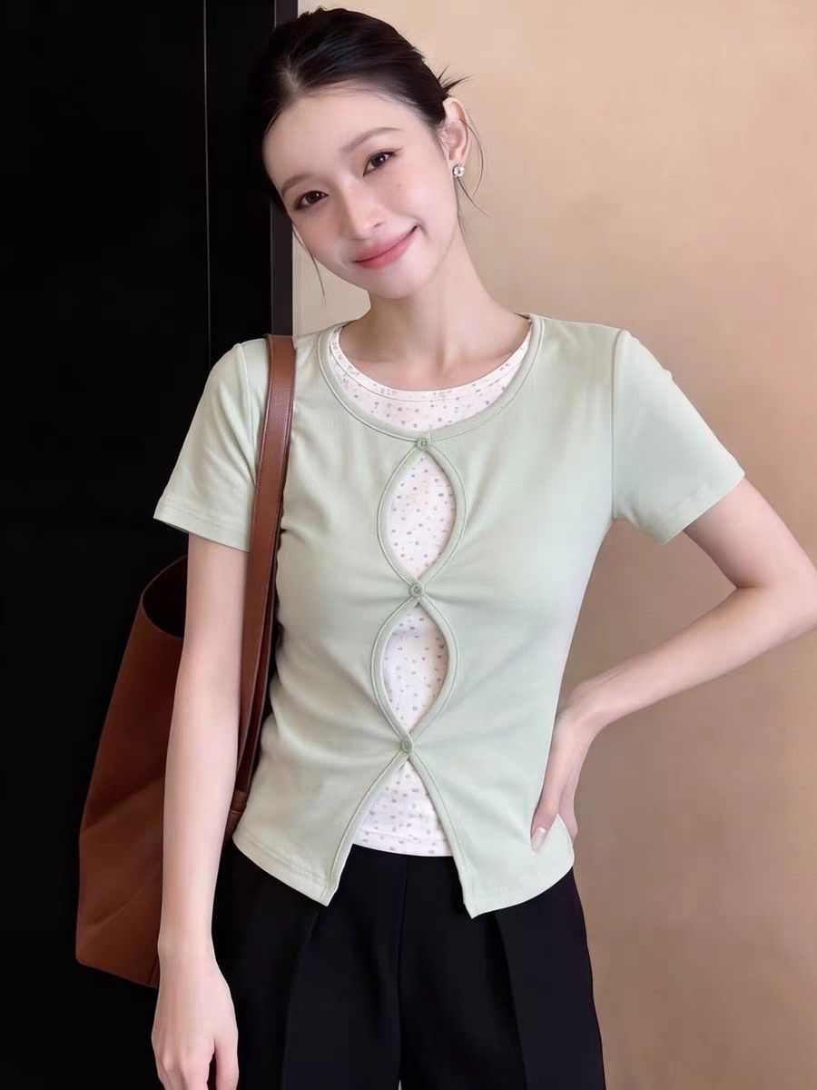 실사 한 부서 작은 대중 페이크 레이어드 도트 무늬 반팔 여성 초기 여름 새로운 캐주얼 긍정적 인 어깨 티셔츠 몸매 가꾸기 슬림해 보이는 트렌디