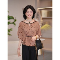 批发2026夏季新款<b class='q'>大码</b>妈妈装气质减龄衬衫洋气时尚T恤宽松显瘦小衫