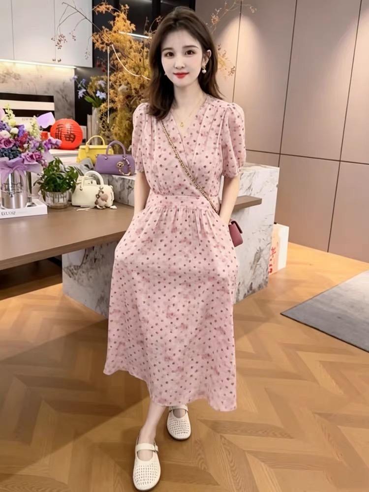 분말 안개 도트 무늬 여름 새로운 품격 분위기 센스 도트 무늬 장난기 넘치는 연령 감소 반팔 드레스