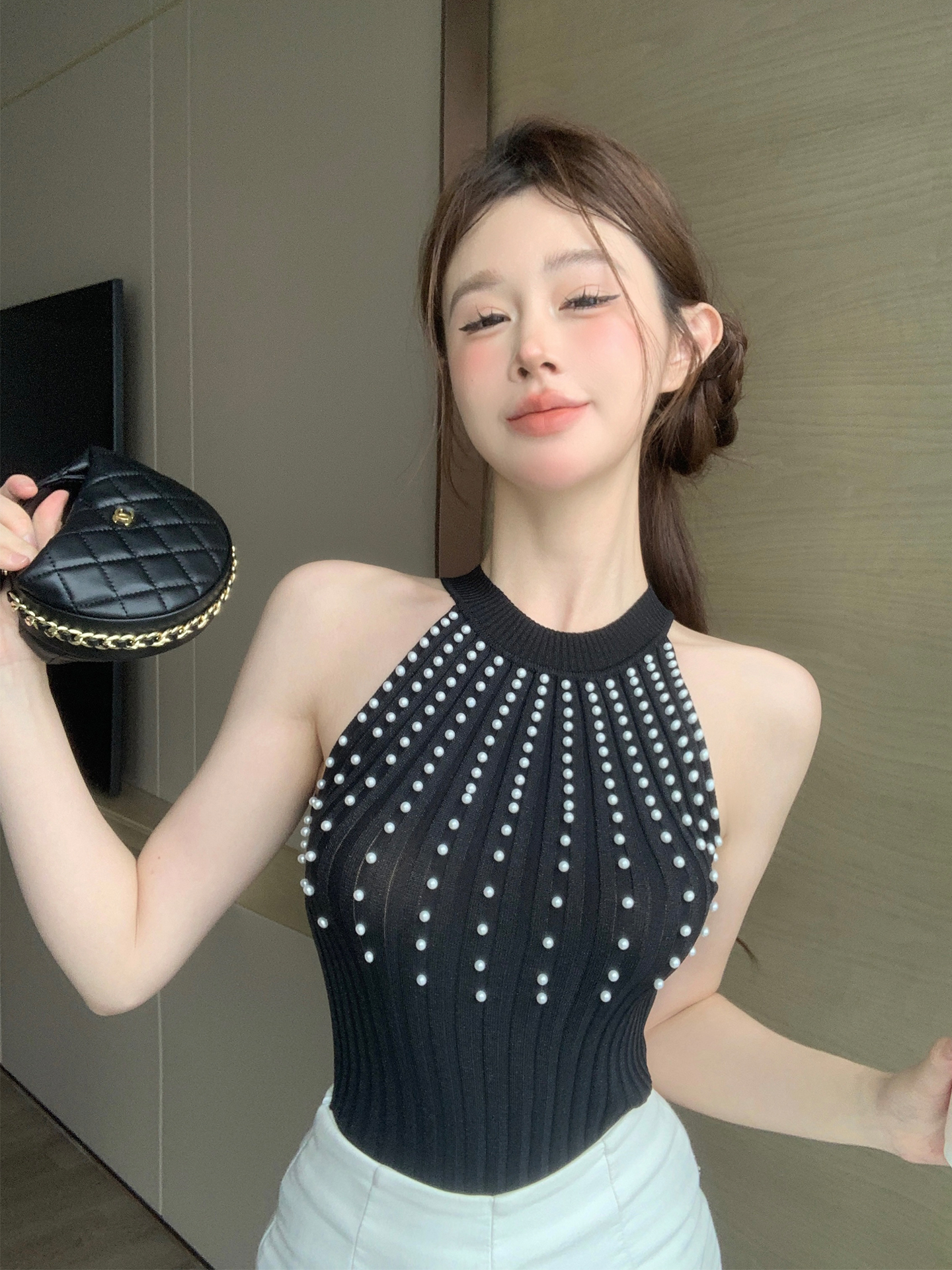 실사 특별 가격 감소되지 않음 비즈 박기 행침 목 검정색 섹시함 조끼 슬립 만나는 여성 여름