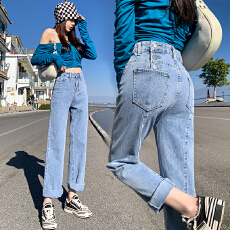 批发实拍浅色直筒牛仔裤<b class='q'>女</b>2026夏季百搭简约小个子高腰排扣阔脚哈伦裤