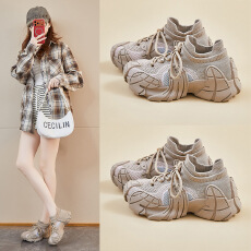 批发ins<b class='q'>韩版</b>飞织鞋女2026春季新款学生<b class='q'>运动鞋</b>跑步休闲街拍女鞋