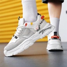 批发男鞋2026新款<b class='q'>夏</b>季休闲透气网面运动鞋青少年低帮厚底防滑老爹潮鞋