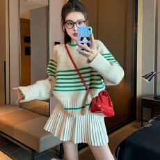 批发套装女2025冬季新款韩版辣妹长袖针织衫毛衣女百褶半身裙两件套潮