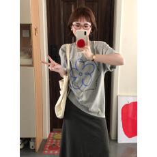 批发设计感小众白色土星<b class='q'>印花</b>短袖T恤女宽松上衣ins灰色垂感半身裙<b class='q'>套装</b>