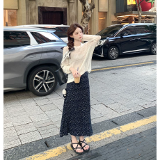批发设计感交叉镂空针织衫宽松舒适长袖气质莫奈花海鱼尾裙时髦<b class='q'>半身裙</b>