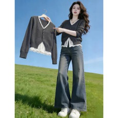 批发2026春秋新款设计感蕾丝拼接假两件上衣服女气质减龄V领针织开衫