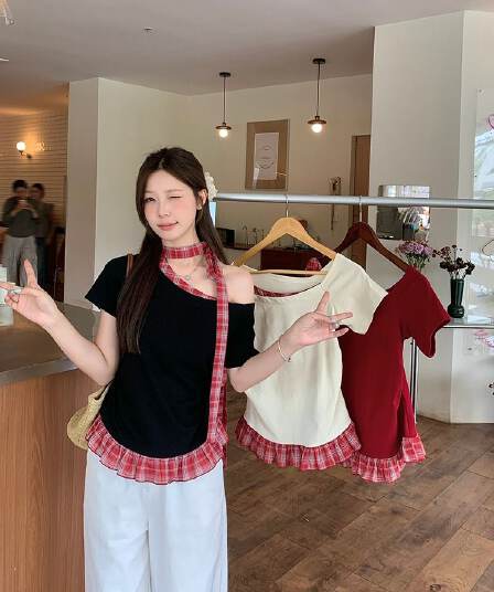 있음 선적 와 사고 방식 항구 바람 반팔 티셔츠 여성 여름 디자인 센스 오프숄더 행침 목 체크무늬 동정 슬림해 보이는 맨위