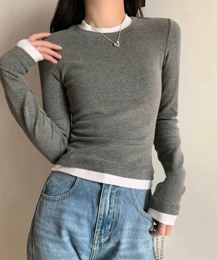 원본 품질 대외 무역 새로운 페이크 레이어드 몸매 가꾸기 긴팔 티셔츠 여성 의류 라운드 넥 풀오버 맨위