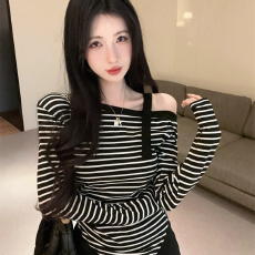 批发韩系一字肩<b class='q'>黑白条纹</b>收腰长袖<b class='q'>t</b><b class='q'>恤</b>女秋季2026新款显瘦百搭露肩上衣
