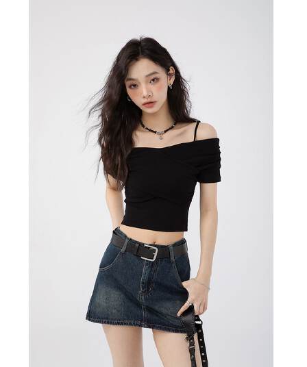 있음 선적 양면 웨어러블 검정색 오프숄더 반팔 티셔츠 여성 여름 디자인 센스 작은 대중 몸매 가꾸기 슬림해 보이는 맨위