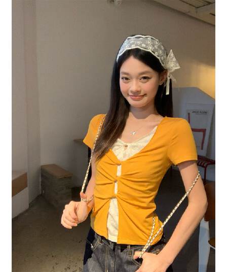 있음 선적 원본 페이크 레이어드 레이스 긍정적 인 어깨 반팔 티셔츠 여성 여름 몸매 가꾸기 슬림해 보이는 아메리칸 핫걸 맨위