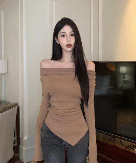 De 플러시 220 그램 오프숄더 기본 셔츠 가을 겨울 매운맛 표지 배 허리 수축 슬림해 보이는 불규칙 긴팔 맨위