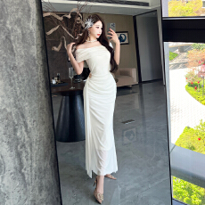 批发实拍性感辣妹一字肩网纱连衣裙纯欲风设计感<b class='q'>修身</b>显瘦包臀长裙