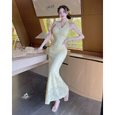 实拍法式性感蕾丝V领轻礼服裙修色挂脖露背镶钻吊带连衣裙夏